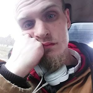 Meet your Posher, Dominic